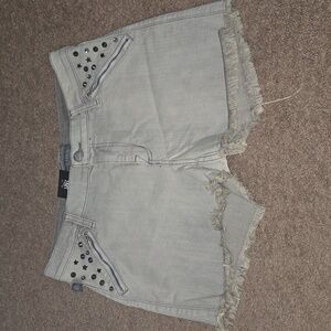 NWT Rock & Republic PIXIE Denim Stud Shorts